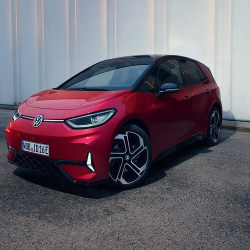 У Європі стартували продажі заряджених хетчбеків VW ID.3