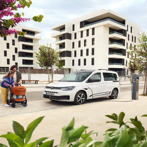 Volkswagen виводить на ринок Caddy eHybrid