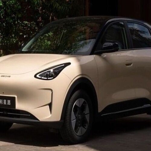 Geely запускає новий електричний хетчбек Geome Xingyuan