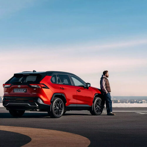 Названо чотири гідні альтернативи Toyota RAV4 на ринку