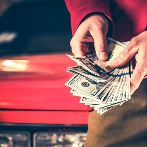 Кому при продажу авто доведеться сплатити $3200 податків
