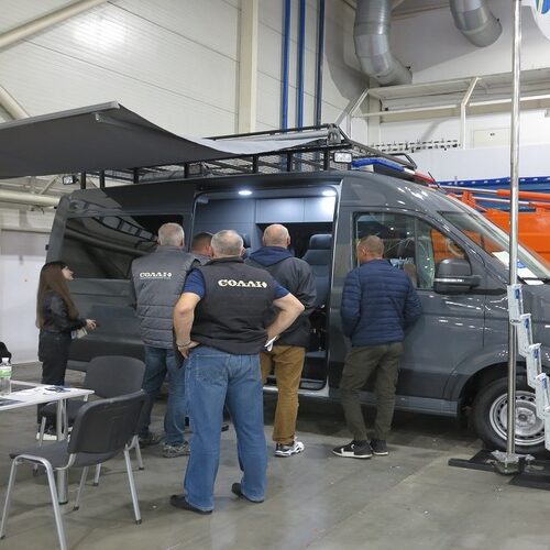 Як із Volkswagen Crafter в Україні зробили мобільний офіс