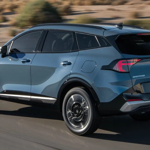 Kia показала недорогого суперника Toyota RAV4 з яскравим дизайном