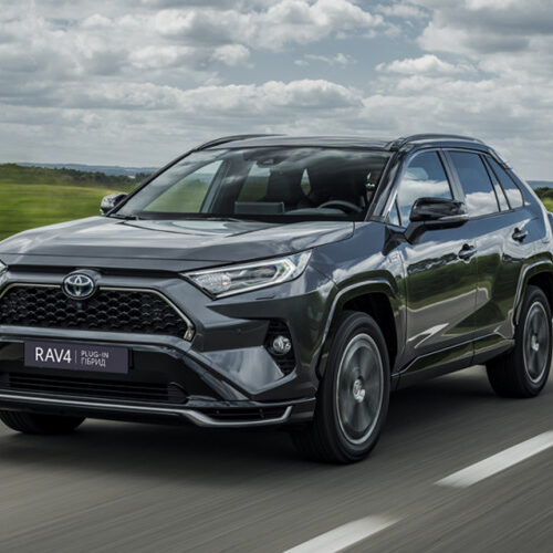Toyota RAV-4 очолила рейтинг найпопулярніших гібридів в Україні