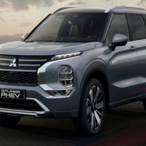 Новий Mitsubishi Outlander PHEV виходить на ринок