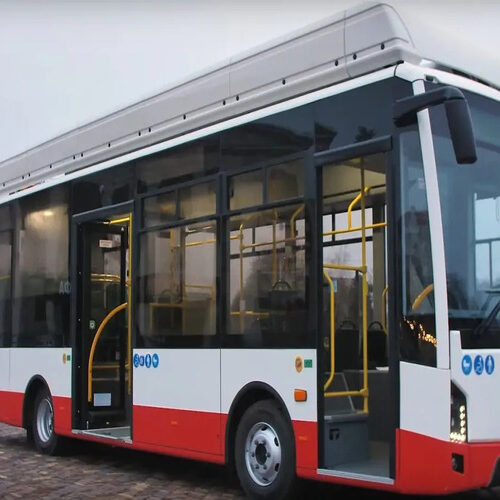 Українська компанія презентувала свій перший електробус
