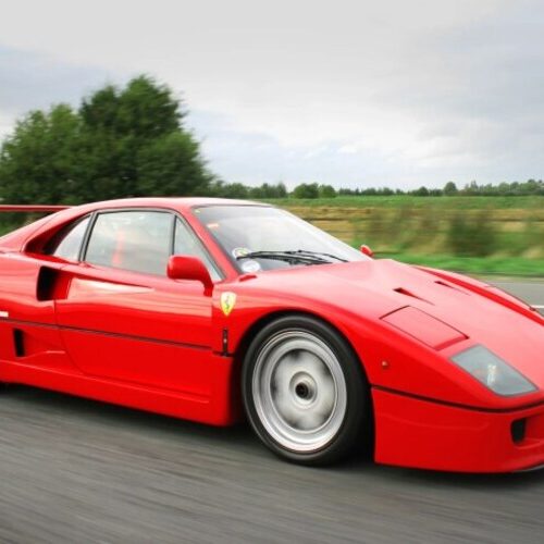 Культовий Ferrari F40 розбили в Монако