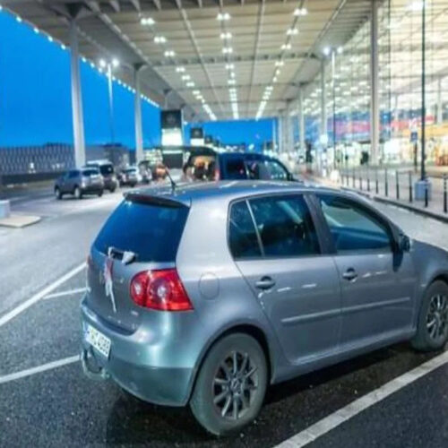 Паркування в аеропорту обійшлося власнику авто в $200 тисяч