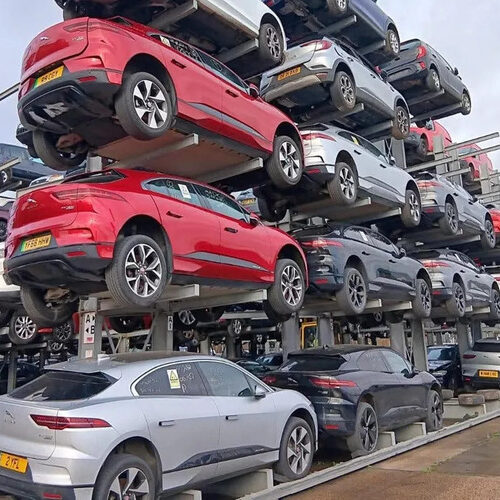 Кросовери Jaguar I-Pace списали на звалище