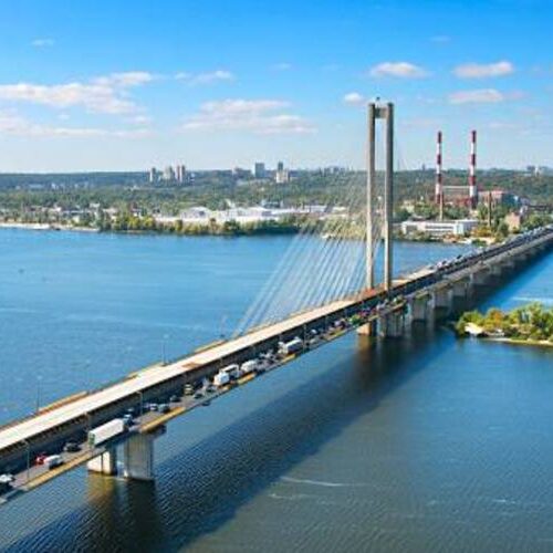 Київ може відновити рух Південним мостом