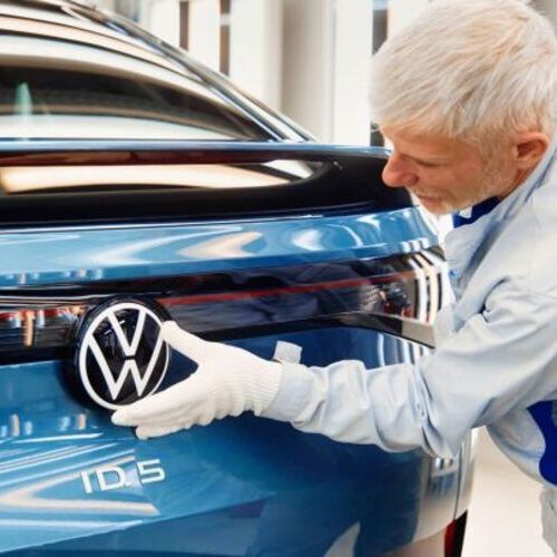 Концерн Volkswagen подав до суду на цілу країну