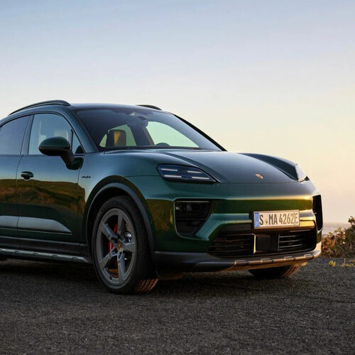 Porsche повертає кросоверу Macan бензиновий двигун
