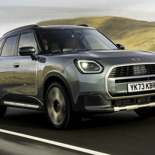 Mini знижує ціни на електромобілі