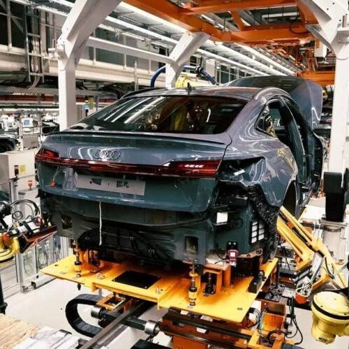Audi закриває завод у Брюсселі та звільняє тисячі людей