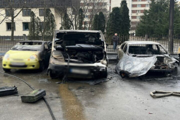 Що робити зі знищеним обстрілами автомобілем