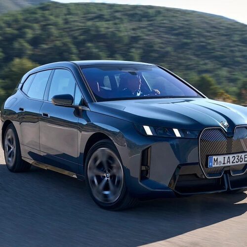 В Україну привезли оновлений BMW iX