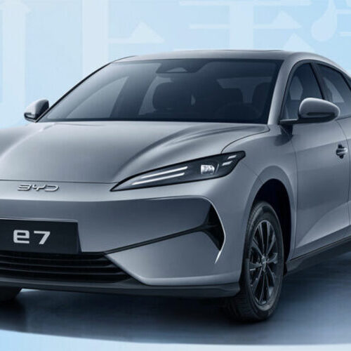 BYD запустив новий електроседан e7