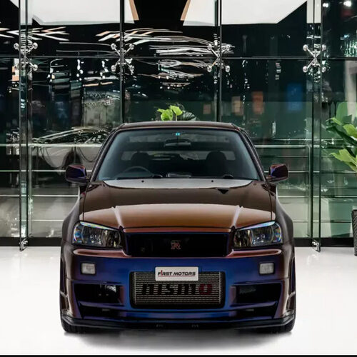 Продають рідкісний Nissan Skyline:  ковані диски та золоті деталі
