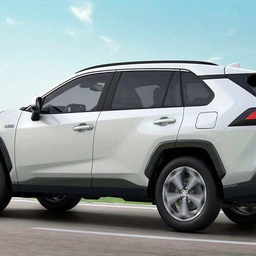 Suzuki готує новий кросовер на базі Toyota RAV4