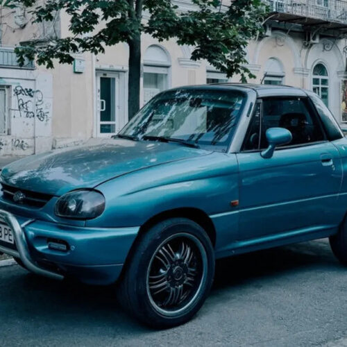 У Києві засвітився дуже рідкісний японський автомобіль