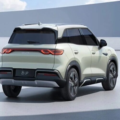 Електрокар Yuan UP від BYD став ще доступнішим за ціною