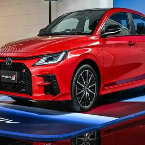 Toyota представила свій найдоступніший «заряджений» седан