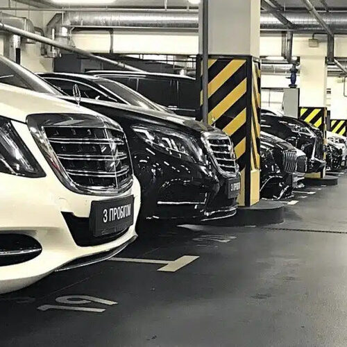Чому українці активно продають автомобілі з мінімальним пробігом