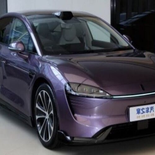 У Китаї офіційно представлено нову версію Luxeed S7 2026