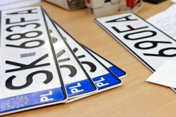 Польща готує обов’язкову реєстрацію для автомобілів з українськими номерами