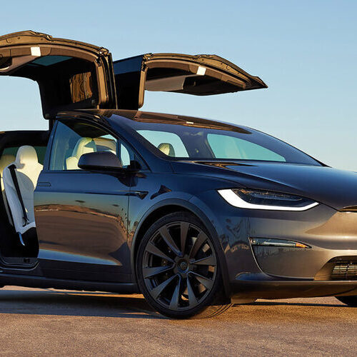 Названо мінуси придбання Tesla з пробігом
