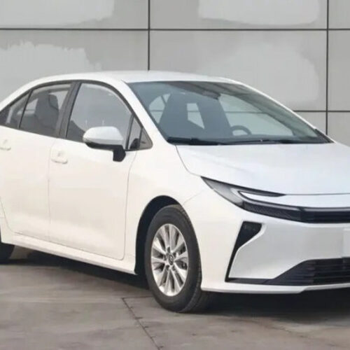 Опубліковано перші фото Toyota Corolla 2026