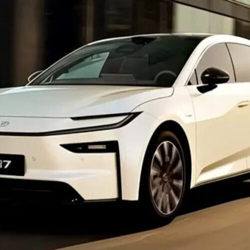 Нову Toyota повністю розсекречено (фото)