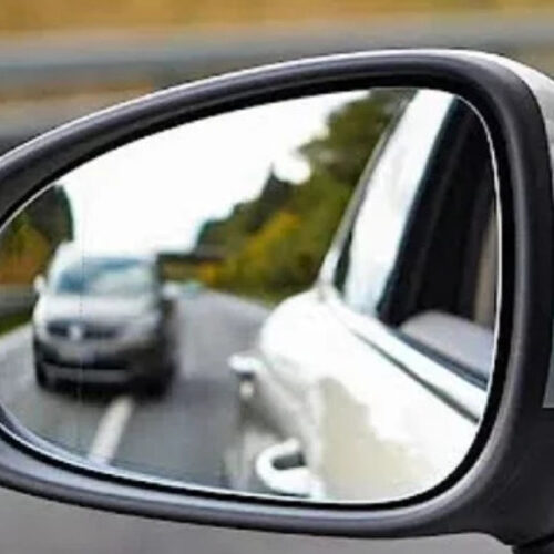 Які приховані функції авто здатні врятувати водія на дорозі