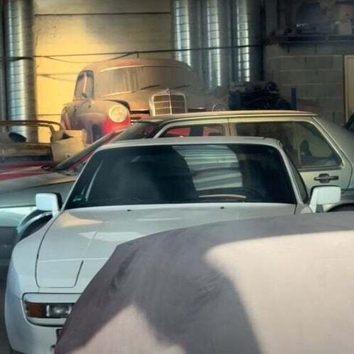 У Бельгії виявили автосалон із колекцією раритетів