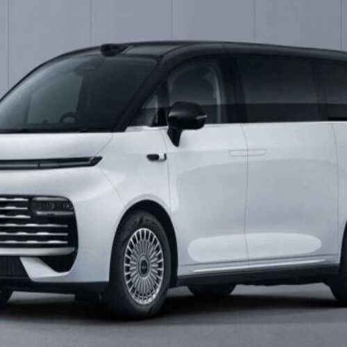 Китайський Мінпром розсекретив новий мінівен Geely Galaxy V900