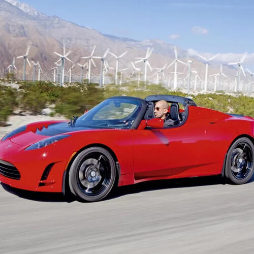 В Україні помітили «капсулу часу» – перше покоління Tesla Roadster (фото)
