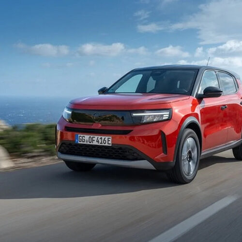 Оголошено українські ціни на гібридний Opel Frontera