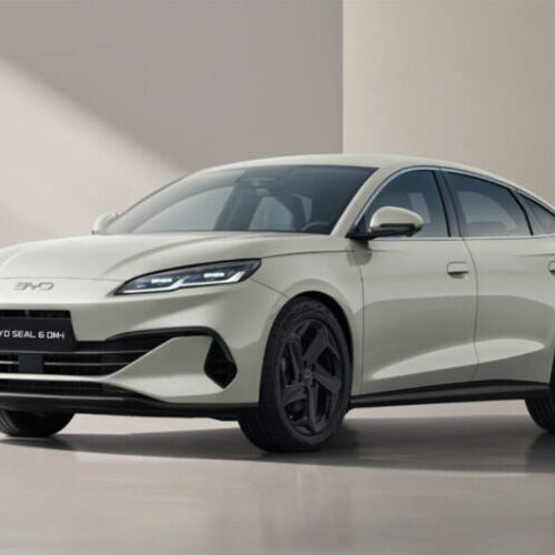 BYD розширює асортимент з гібридними автомобілями в Європі