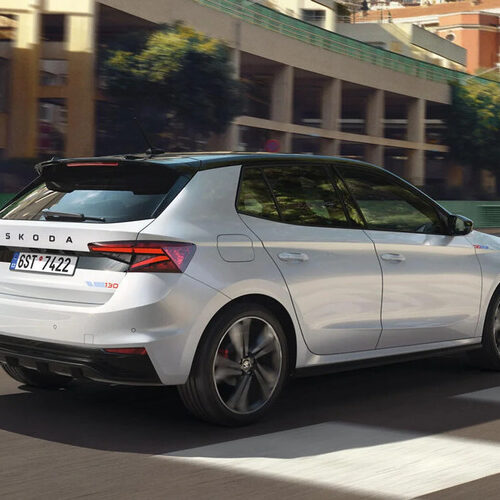 Skoda випустила заряджену версію Fabia
