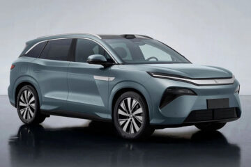 Імпорт електромобілів до України у 2025 році значно зріс