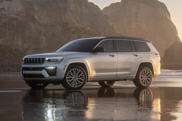 Jeep Grand Cherokee оновився (фото)