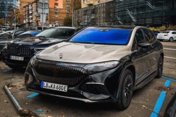 В Україні з’явився ексклюзивний електрокар – Maybach EQS 680
