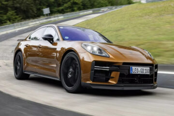 Porsche Panamera поповниться новою, більш потужною версією: подробиці