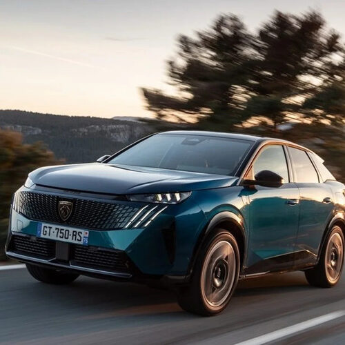 Українці активно розкуповують кросовери: названо бестселер жовтня