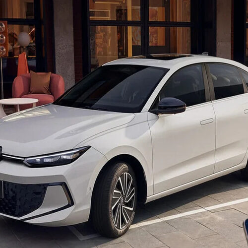 VW презентував дешевого конкурента власній Jetta