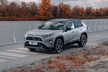Toyota RAV-4 став найпопулярнішим гібридом в Україні