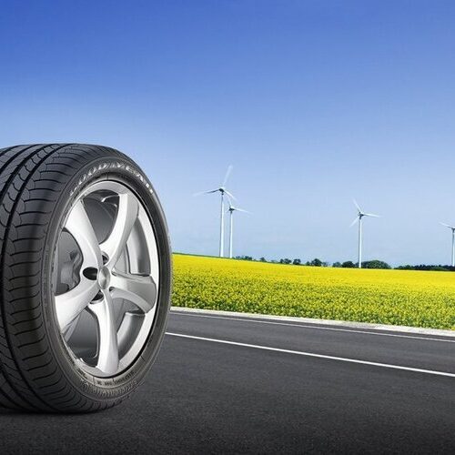 Як довго можна їздити на одному комплекті шин