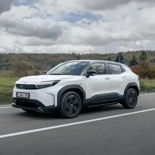 Toyota показала електричний Urban Cruiser