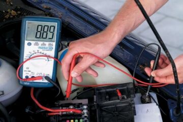 Чому новий акумулятор може швидко розрядитись