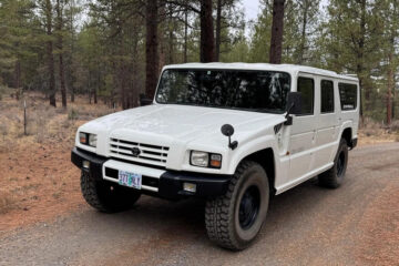 На аукціон виставили найбільший позашляховик Toyota (фото)